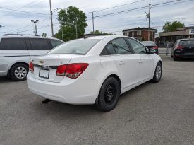 CHEVROLET CRUZE LT 2015