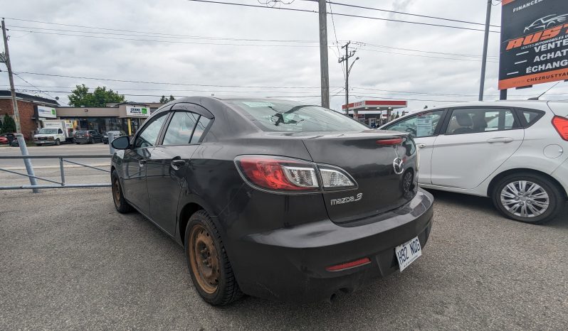 
								MAZDA 3 2012 complet									