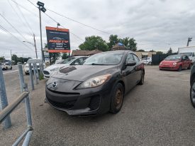 MAZDA 3 2012