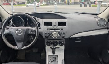 
									MAZDA 3 2012 complet								