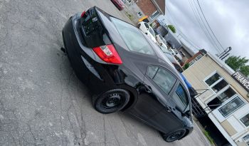 
									Honda civic 2012 complet								