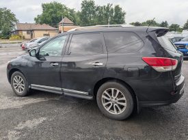 Nissan Pathfinder SL 2015