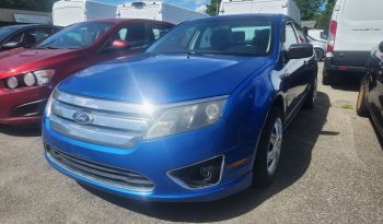 
									Ford Fusion 2011 complet								