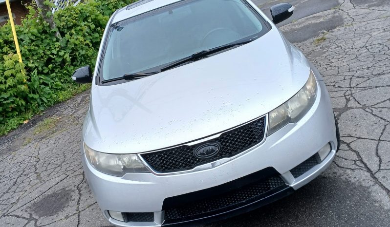 
								Kia Forte SX 2010 complet									