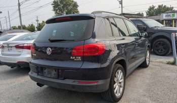 Volkswagen Tiguan 2012 full