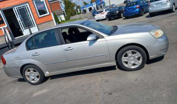 
									chevrolet malibu 2006 complet								