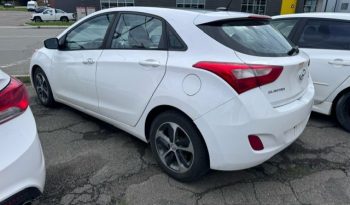 Hyundai Elantra GT 2016 full