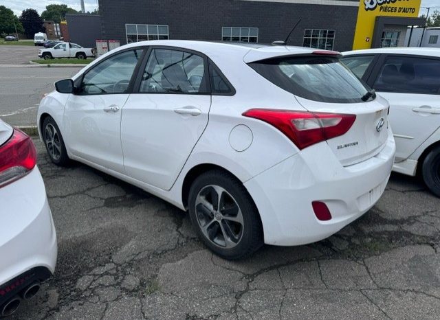 Hyundai Elantra GT 2016 full