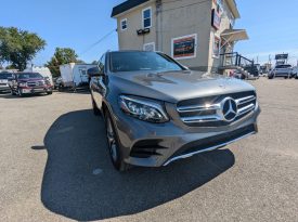 Mercedes-Benz GLK300 2019