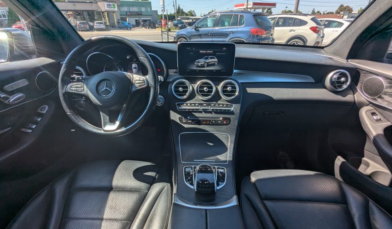 
								Mercedes-Benz GLK300 2019 complet									