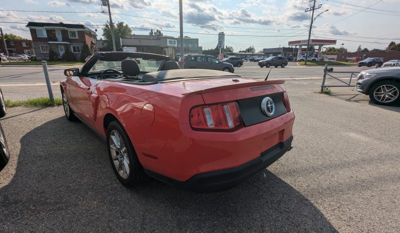 
								Ford Mustang 2010 complet									