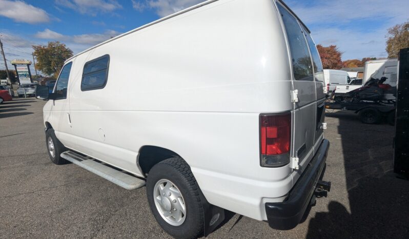 Ford E-250 2011 full