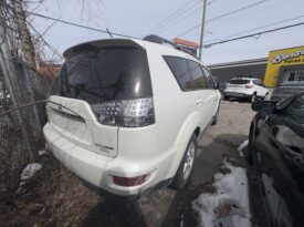 Mitsubishi Outlander 2012
