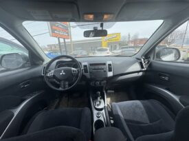 Mitsubishi Outlander 2012