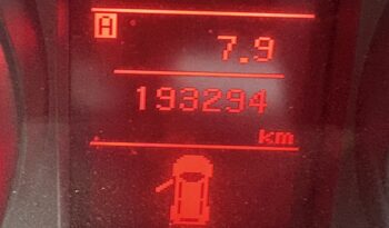 
									Mitsubishi Outlander 2012 complet								
