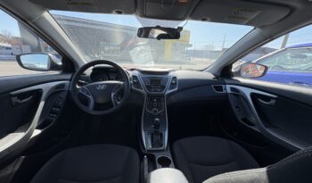 
									Hyundai Elantra 2016 complet								