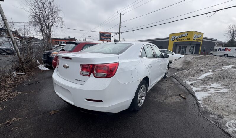 
								CHEVROLET MALIBU 2015 complet									