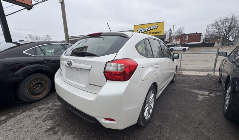 
								SUBARU IMPREZA 2012 complet									