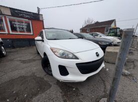 MAZDA 3 2012