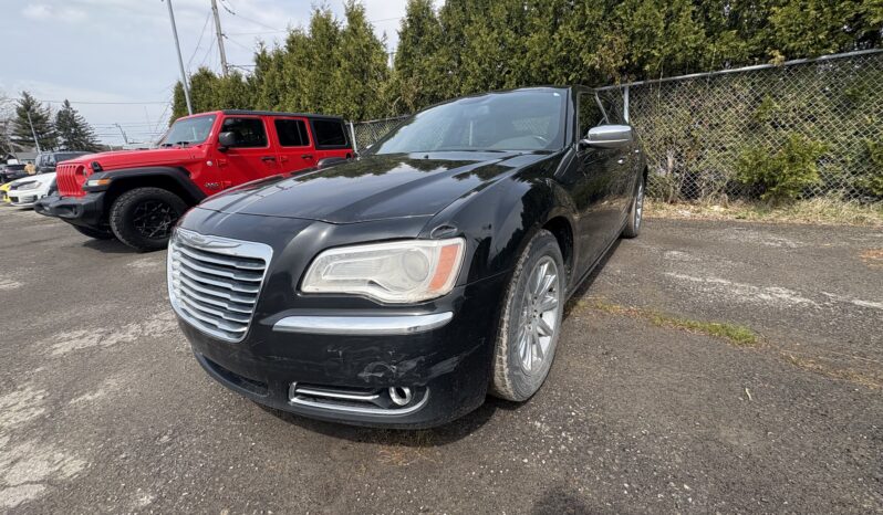 
								Chrysler 300 2014 complet									