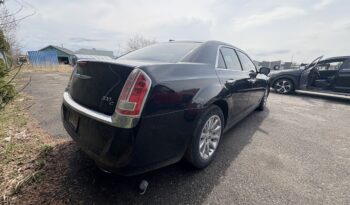 
									Chrysler 300 2014 complet								