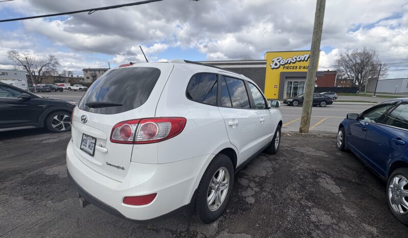 
								Hyundai Santafe 2010 complet									